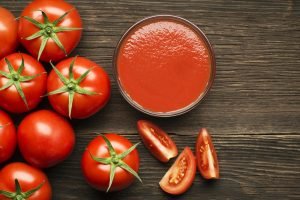 Anleitung, um Tomatensoße zu entfernen